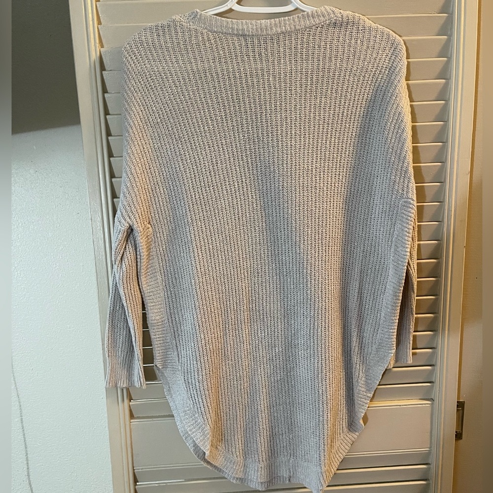 Express Sweater - Picture 2 of 3